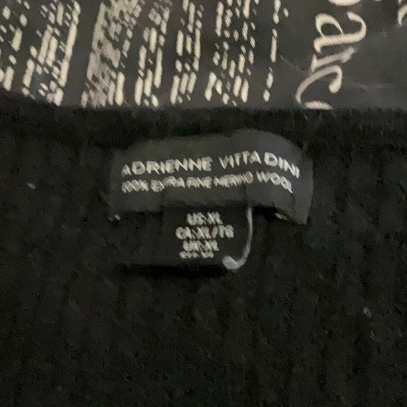 Scoop neck sweater - Picture 3 of 4